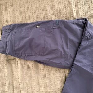 REI Trailmade Pants - Women’s size 8 Navy